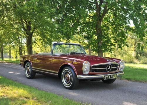 1966 Mercedes-Benz 230 SL Pagoda