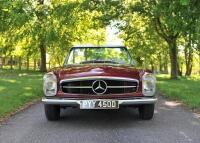 1966 Mercedes-Benz 230 SL Pagoda - 2