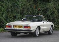 1976 Alfa Romeo 2000 Spider Veloce - 2