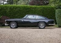 1961 Aston Martin DB4 Series III Superleggera - 4