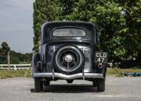 1935 Ford Model 48 Saloon - 4