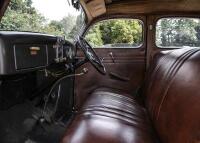 1935 Ford Model 48 Saloon - 9