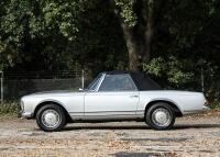 Mercedes-Benz 230 SL Pagoda - 2