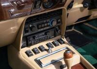 1985 Aston Martin V8 Volante - 9