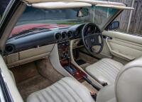 1982 Mercedes-Benz 500 SL Roadster - 5