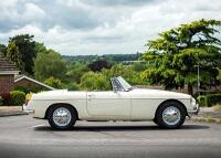 1965 MG B Roadster - 3