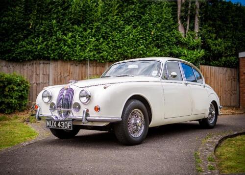 1968 Jaguar Mk. II (3.4 litre MOD)