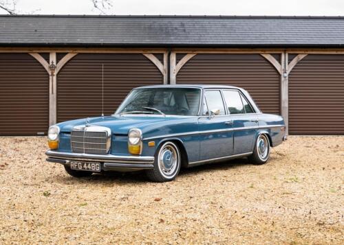 1969 Mercedes-Benz W114 250 Saloon