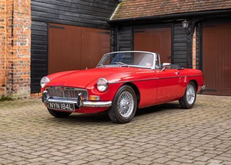 1972 MG B Roadster