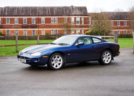 1998 Jaguar XK8 Coupé