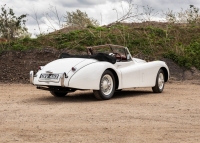 1954 Jaguar XK120 SE DHC - 2