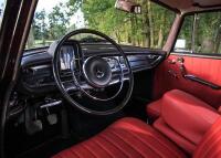 Mercedes-Benz 190c Fintail - 5