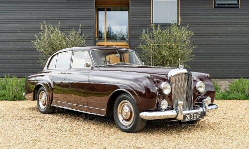 1955 Bentley S1 by HJ Mulliner