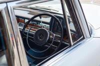 Mercedes-Benz 300 SE Fintail - 14