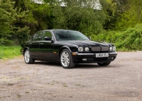 2004 Jaguar XJR