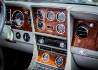 2002 Bentley Azure - 15