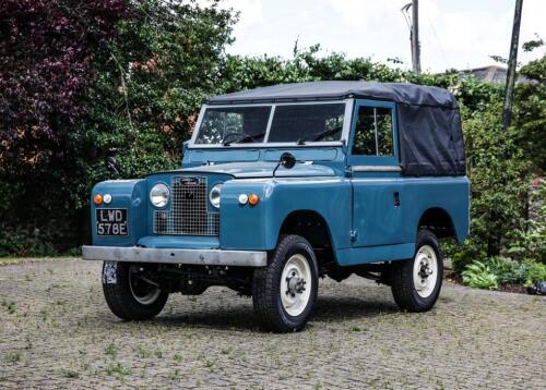 1967 Land Rover Series II 88’’ Soft Top