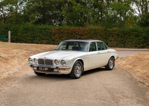 1975 Daimler Double-Six Vanden Plas Series II