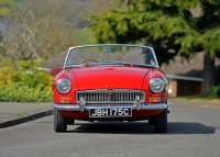 1965 MG B Roadster - 14