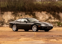 1997 Jaguar XK8 Coupé - 9