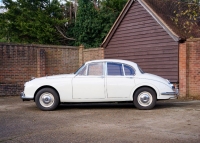 1967 Jaguar Mk. II (2.4 litre) - 2