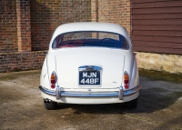 1967 Jaguar Mk. II (2.4 litre) - 9