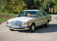 1985 Mercedes-Benz 230E - 2