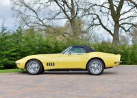 1968 Chevrolet Corvette C3 Convertible - 2