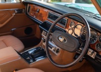 1974 Jaguar XJ12 Series II L - 18