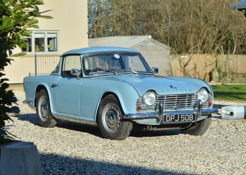 1964 Triumph TR4 (Surrey Top)