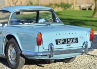 1964 Triumph TR4 (Surrey Top) - 10